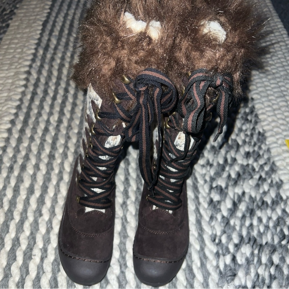 Muk Luks Gwen Brown Gray White Faux Fur Tall Waterproof Winter Boots Women’s 7